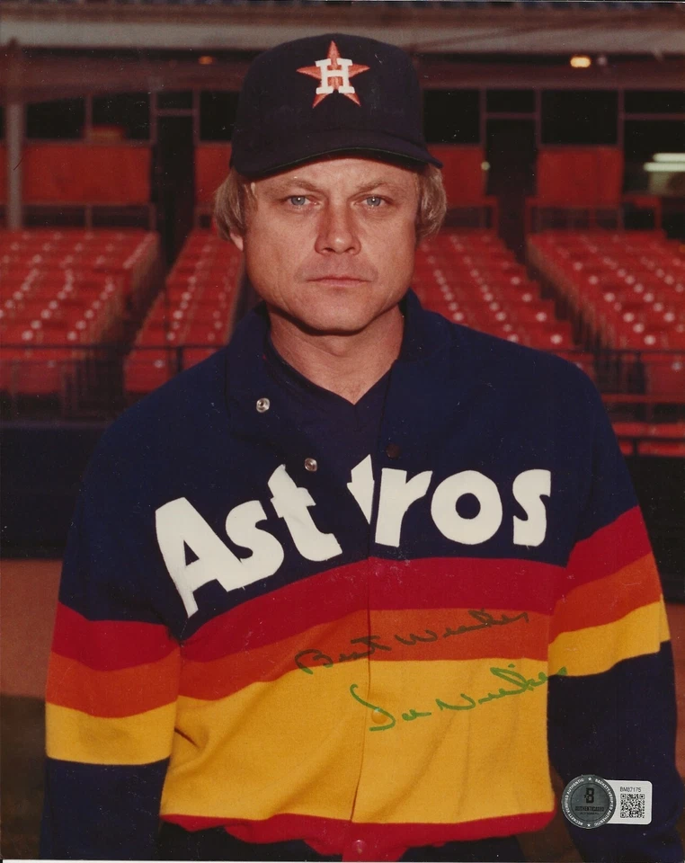 Foto 8x10 firmada por Joe Niekro de los Astros de Houston autografiada Beckett certificado de autenticidad Foto 1 de 1