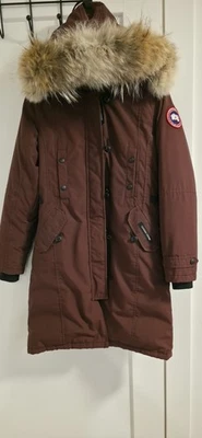 Casaco Feminino Canada Goose Kensington Parka, BORGONHA - Tamanho SX - Imagem 1 de 4