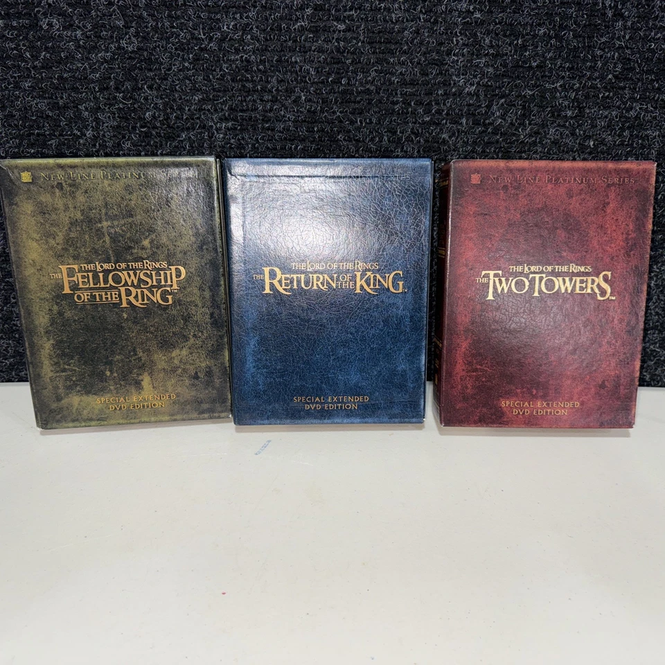 Lord of the Rings Complete Trilogy Special Extended Edition 3-Box Set 12-DVD's  - Image 1 of 3