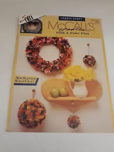 π McCalls Creates Pink & Poke Plus Sew Free Fabric Wreaths (A5 - Picture 1 of 5