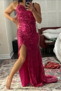 Formal Evening Gown - Picture 1 of 2