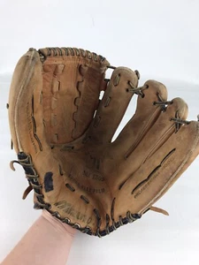 Mizuno MZ 1309 Professional Model Baseball Glove 13" RHT - Picture 1 of 12