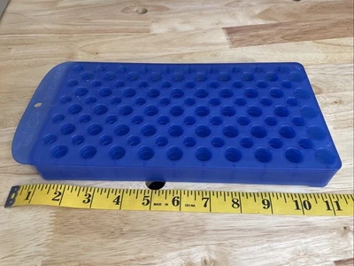 Frankford Arsenal 通用重新加载托盘最多可容纳 50 轮用于重新加载 — 第 1/3 张图片