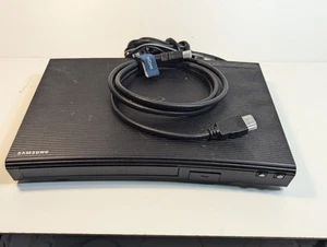 Samsung BD-JM57C Blu-ray und DVD Player mit WLAN Streaming (OHNE FERNBEDIENUNG) - Bild 1 von 6