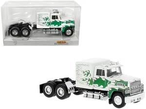 Camión tractor Ford LTL 9000 1978 blanco con llamas verdes escala 1/87 (HO) modelo C - Imagen 1 de 1