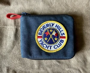 Carte da gioco Beverly HIlls Yacht Club - Mazzi sigillati Hoyle + custodia patch personalizzata - Foto 1 di 16