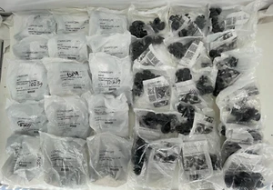 LOT of 31 Commscope Kit of 10 SSH-47 Snaptak Adjustable Hanger - Picture 1 of 5
