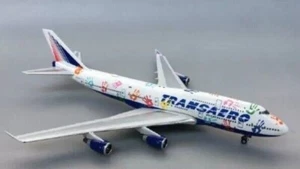 1/400 Phoenix TRANSAERO B747-400 EI-XLK - Picture 1 of 3
