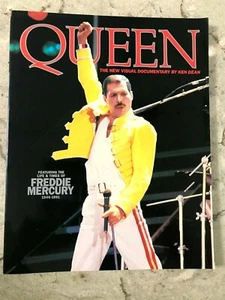 QUEEN - The New Visual Documentary Paperback 1991 ** MINT ** - Picture 1 of 12