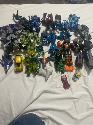 Transformers Mixed Action Figure Lot Of 20+ Mixed Condition  - Image 1 of 3