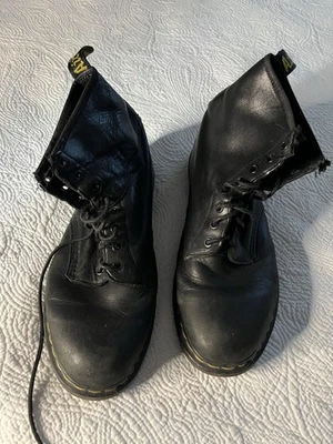 Doc DR Martens 1460 Leather Lace Up Combat Boots Men’s Size 11 Punk Work Black - Image 1 of 4