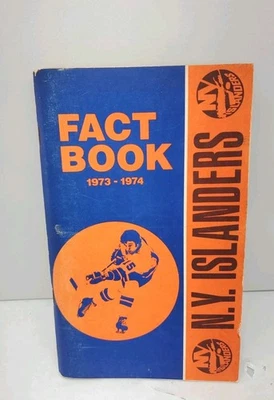 New York Islanders FACT BOOK 1973-1974 NHL Photos/Stats  - Image 1 of 2