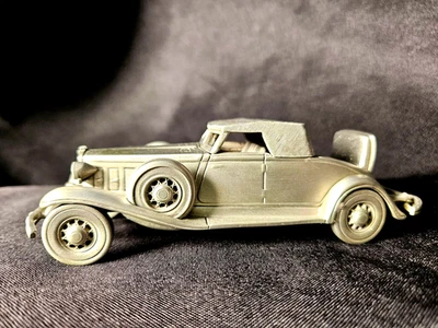 Danbury Mint 1932 Chrysler Roadster 1:43 Scale Pewter Inv. #4398 - Image 1 of 4