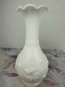 Vintage Imperial Glas weiß Milchglas Blumenknospe Vase - Bild 1 von 7