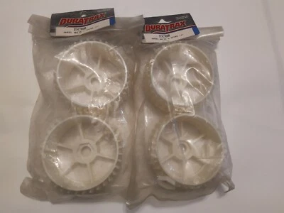 DuraTrax RC Car Wheel w/6-Spoke White (4) DTXC9880 NEW NOS DTXC-9880 rim 1/8 1:8 - Image 1 of 4