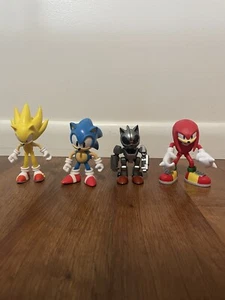 Sonic Figuren Sonic, Knuckles, Mecha Sonic und Super Sonic Jakks - Bild 1 von 2