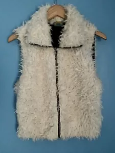 C&C California Cream Shaggy Faux Fur Vest Teddy Size S - Picture 1 of 7