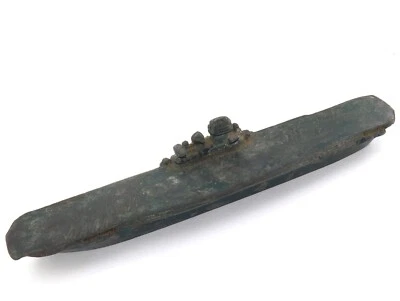 .LATE 1930s / EARLY 1940s VERY HEAVY SET LEAD UNBRANDED AIRCRAFT CARRIER. - Image 1 of 4