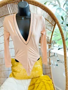 Good American Bodysuit Blush Core Deep V Neck Thong Bodysuit Size 2 - Picture 1 of 9