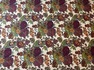 VTG WORLD MARKET Tablecloth Floral Batik Rust Green Red 60x90 Cotton Table Cloth - Picture 1 of 4