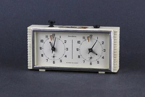 Soviet chess vintage mechanical desk clock watch JANTAR WATCH Ussr 1960's CHESS - Picture 1 of 5