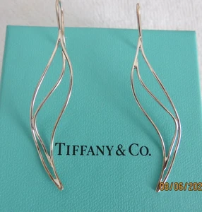 RARE TIFFANY & CO STERLING ELSA PERETTI "LEAF" EARRINGS W/ BOX & POUCH & RIBBON - Picture 1 of 6