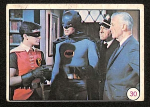 1966 Topps Batman Color Bat Laffs #30 Batman Robin Chief OHara and Com VG 7828 - Picture 1 of 2