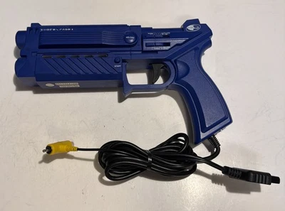 Pistola de luz azul Nyko PS-80040-E09 Super Cobra PS1/PS2 - Luzes e vibrações (N045) - Imagem 1 de 4