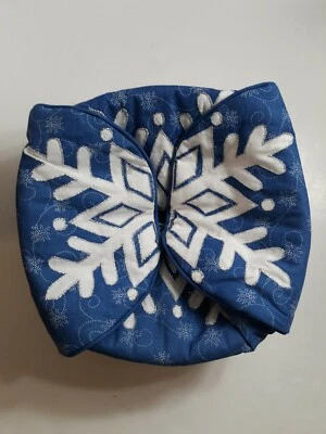 Snowflake Blue Basket Liner with Basket Keeps Rolls Warm 10" Round - Image 1 of 4
