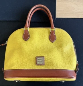 Borsa a mano Dooney & Bourke in pelle e oro limone ottime condizioni - Foto 1 di 3