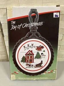 Vintage cast iron and ceramic Santa reindeer Christmas Collectible Trivet - Picture 1 of 9