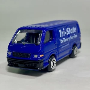 MotorMax #6022 Toyota Hiace Blue 1:64 Diecast Collectible Diorama Model Van - Picture 1 of 12