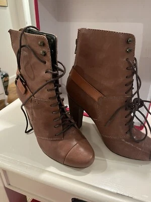 lote de zapatos tracy reese talla 38 coñac Foto 1 de 4