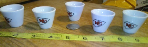 5 NFL FOOTBALL MINI PORCELAIN SHOT GLASS/cup Kansas City Chiefs Cover
