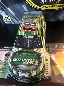 KYLE BUSCH 2015 NEW HAMPSHIRE WIN RACED VERSION INTERSTATE BATTERIES 1/24 ACTION
