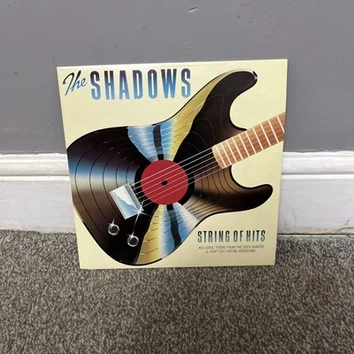 THE SHADOWS String Of Hits 1979 UK VINYL LP Baker Street record best of  C - Image 1 of 4