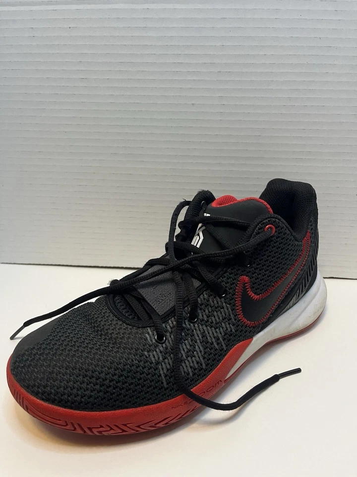 Nike Kyrie Flytrap 2 Bred Foto 1 de 4
