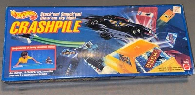 HOT WHEELS Crashpile Vintage Playset #7904-Mattel-Factory Sealed-1992 (NEW) - Image 1 of 4