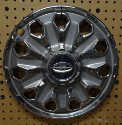 Tapacubos Corona Mark II 1974-76 RARO de colección Toyota 14" OEM Foto 1 de 4