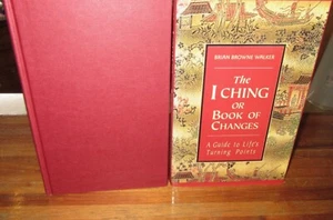 THE I CHING or Book of CHANGES: Life's Turni ~ Brian Browne Walker HbDj en MELB - Imagen 1 de 18