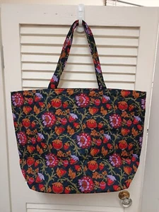 Vera Bradley Marston Grand Tote In Midnight Garden Vines - Imagen 1 de 3