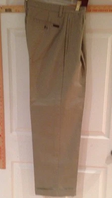 Eddie Bauer 33 Men's Pants - Image 1 of 4