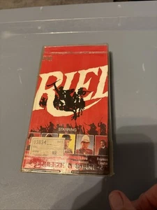 Riel (1979) VHS, Christopher Plummer/William Shatner/Leslie Nielsen Only 1 On Eb - Picture 1 of 6