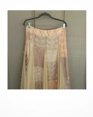 Saia Maxi Free People Feminina Fantasia Patchwork Renda Tamanho 4 Boho Mistura de Nylon - Imagem 1 de 4