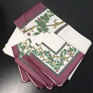 9pc Round Tablecloth & Cloth Napkin Set w/ Purple Gold Holly Vines - Holiday - Picture 1 of 7