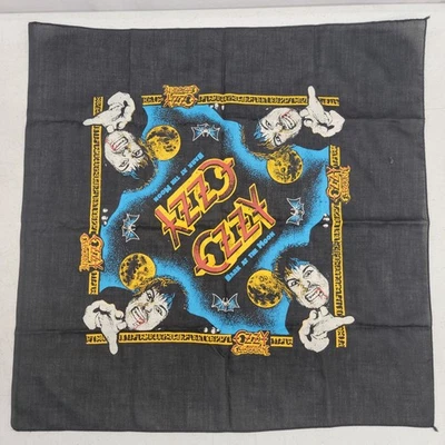 Bandana Ozzy Osbourne Bark At The Moon 21" X 21" vintage años 80 Foto 1 de 4