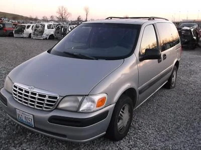 Conjunto de luz trasera derecha usado se adapta a: Chevrolet Venture 1999 grado derecho A Foto 1 de 4