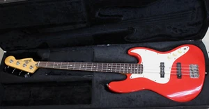 (RI3) 1995 Fender Jazz Bass 4-String - Red w/Case - Picture 1 of 11
