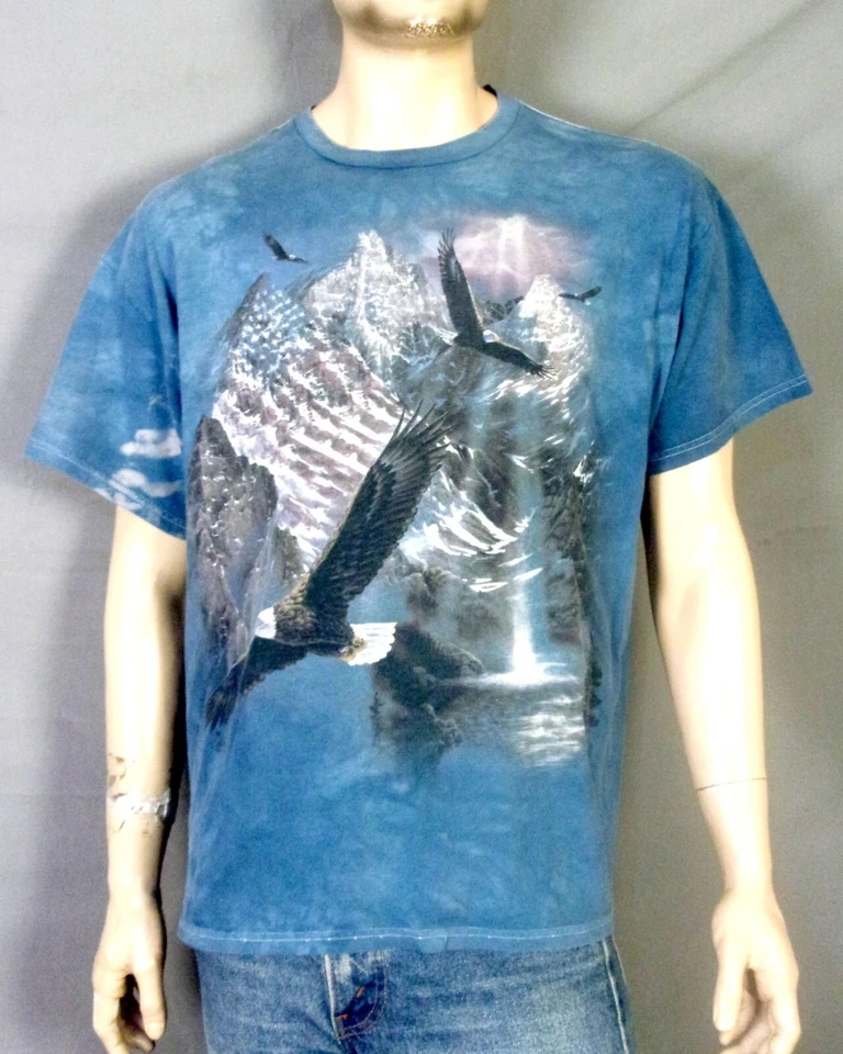 Camiseta vintage 00s Y2K The Mountain 2004 estampado total Eagles bandera de Estados Unidos talla XL Foto 1 de 4