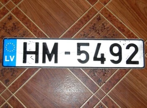 LETONIA ESTADO UE MATRÍCULA VEHÍCULO COCHE - HM 5492 caducado - Imagen 1 de 2